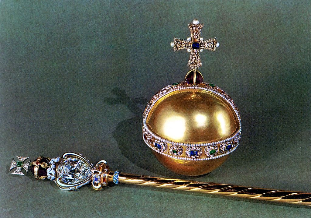 cococookie01's tweet photo. God Save the King 🤴 👑 @wabbey #Coronation #CoronationDay #Coronation2023 #KingCharlesCoronation #KingCharles #CharlesIII #defenderofthefaith #bythegraceofgod #Monarchs #dieuetmondroit #stedwardscrown https://t.co/X8SxHrz39n