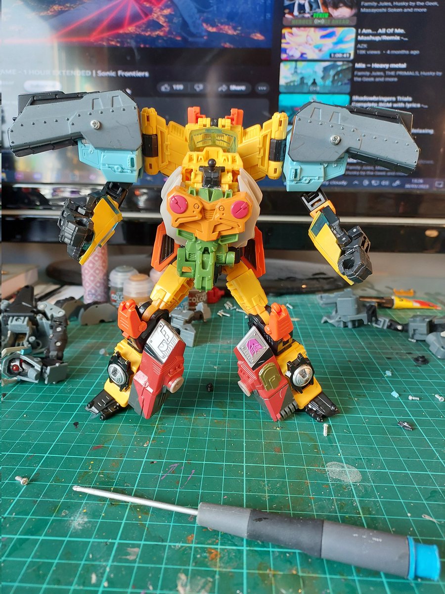 TfCustomizer's tweet image. Custom bludgeon which I am now updating you all on!