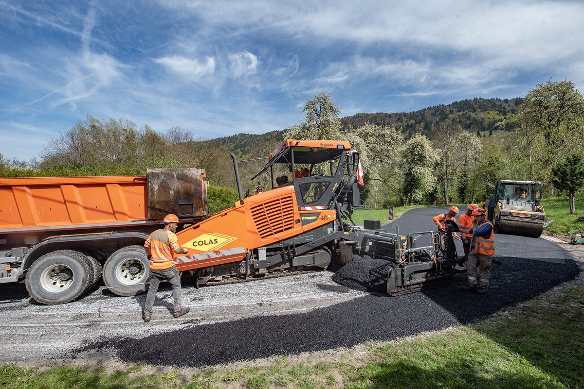 🚧 | Renouvellement de la couche de roulement de la RD 36.

👉 Montant total des travaux : 1,6 M€

👷 Ce jeudi, <a href="/DeputeTardy/">Lionel TARDY</a>, <a href="/PatriciaMAHUT/">Patricia MAHUT</a> et <a href="/Baud74Baud/">BAUD</a>, ont effectué, aux côtés de Catherine Martinerie-Detraz, Maire d’Orcier, une visite de chantier à Orcier.