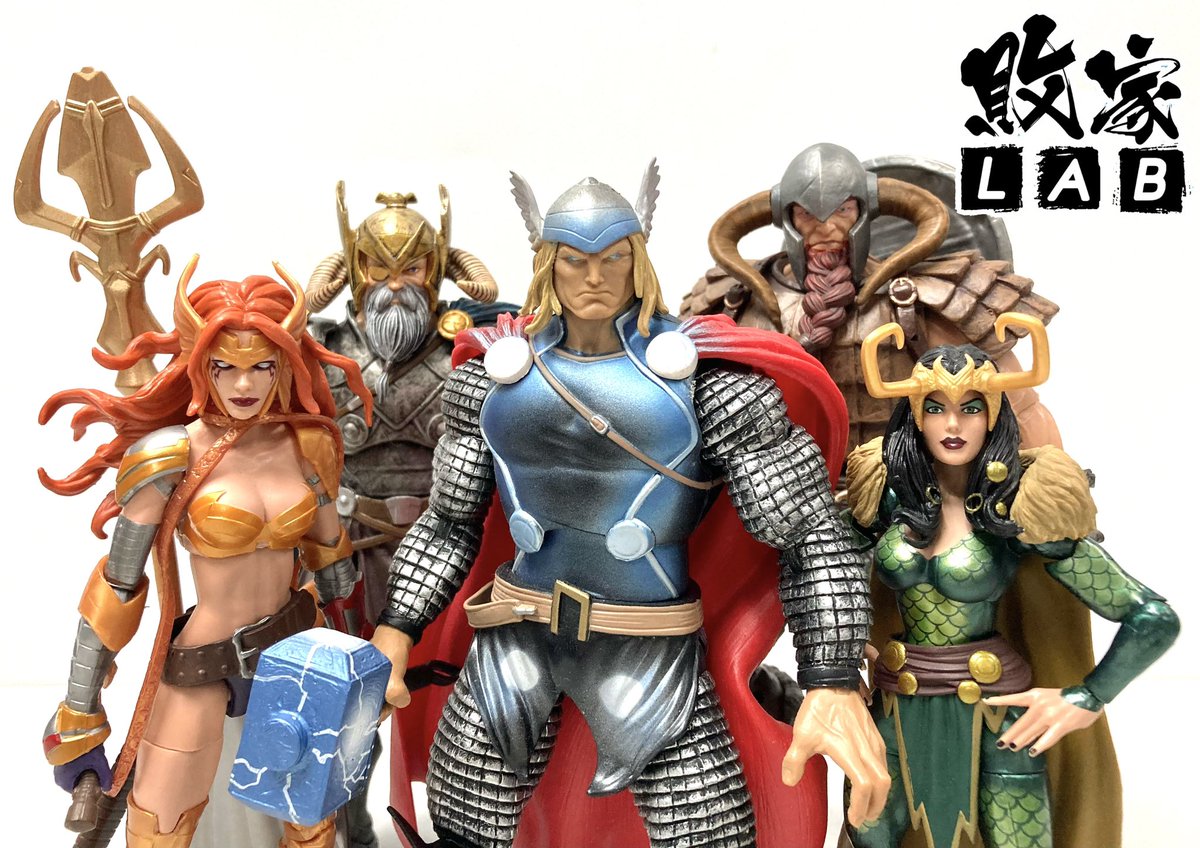 BuykerL's tweet photo. 「 FAMILY !! 」
#ThorWeek
#每日一圖 #盡量 #onepicaday
#BuykerLab #Marvel #MarvelLegends #Thor #Odin #loki #LadyLoki #Angela #Bor
#敗家Lab #漫威 #漫威傳奇 #雷神 #托爾 #奧丁 #洛基 #女洛基 #博爾 #安吉拉 https://t.co/i84nMmiIce