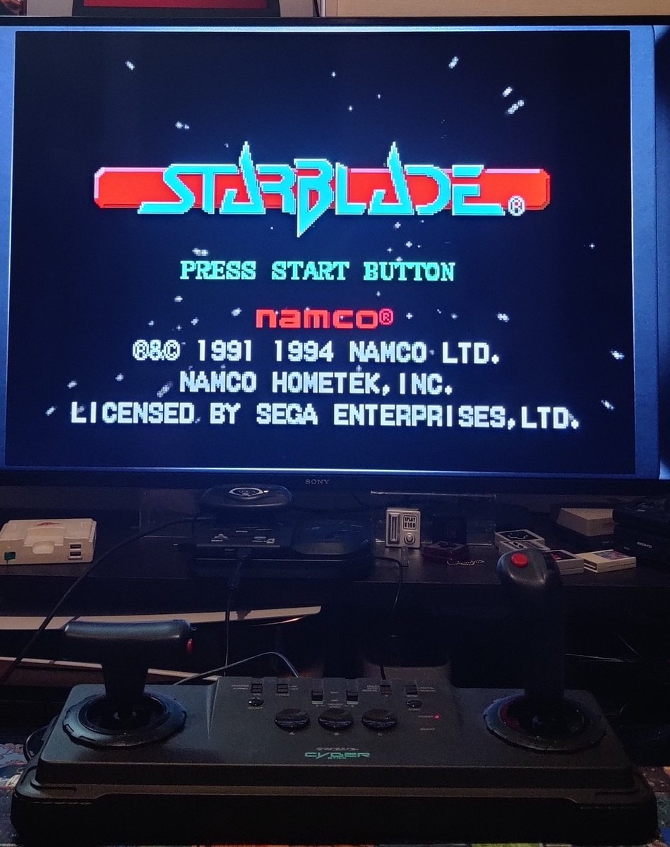 Sancha_Otoko's tweet photo. On rebranche le #Cyberstick cet aprem pour jouer à la #Megadrivemini2
Au programme du jour Starblade, Might Striker, Space Harrier et surtout After Burner II !!! https://t.co/LOvPTblHZu