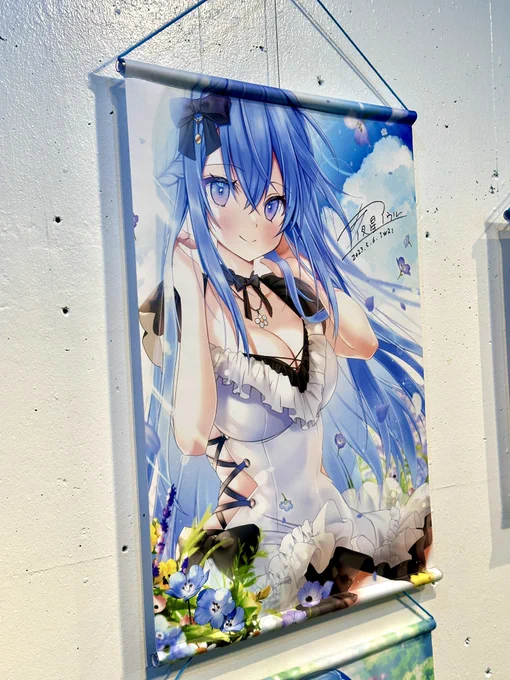現地人気ランキング  1. オーロラアート 2. 究極のタペストリー 3. エリアル 4.アクリルブロック  写真は参考でイラストは色々です!  現地で現物を見た方の結果です。参考に! ジークレーは今のところオンラインで1番売れてます! #IW2