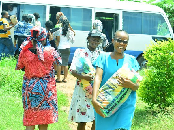 faithchurchak's tweet photo. Project Nineveh Team also called the Global harvesters when they arrived at Ilogbo yesterday.
#ProjectNineveh
#Faithtrybers
#Faithchurchakoka https://t.co/XlraZCmUGX