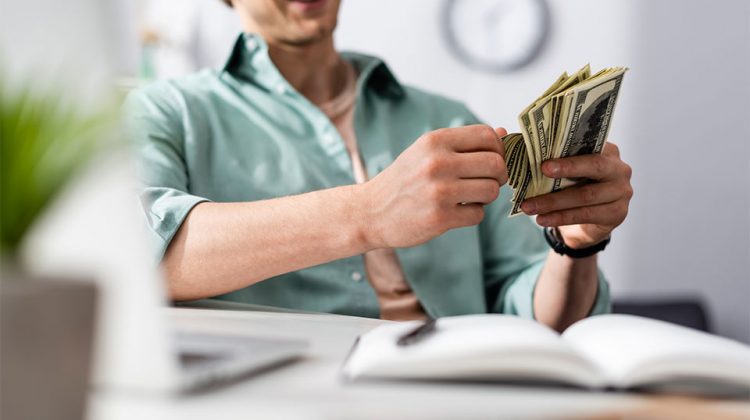 JohnnyBaudelai2's tweet photo. L'été est un excellent moyen de faire de l'argent rapide

[THREAD] 🏝️💸

3 idées de business de location à investir pour exploser ton épargne 🚀 https://t.co/youYTKVBZ7