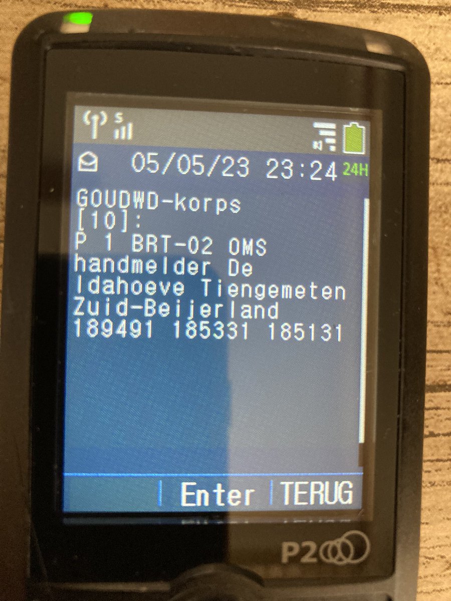 Gisteravond laat met collega’s van <a href="/BrandweerZBL/">Brw Zuid-Beijerland</a> gealarmeerd voor een geactiveerde handmelder op Tiengemeten. Handmelder was geactiveerd door een in brand geraakte telefoonoplader. Brandje was door beheerder geblust. #TS5131