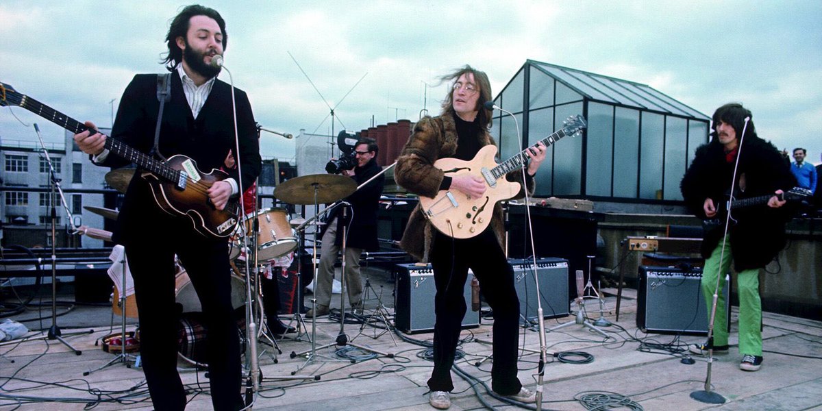 Inedire's tweet photo. #Fils12ans dès mon réveil :
- Tu sais qu'avec tes ch'veux longs tu ressembles aux Beatles !
(Sans préciser lequel)
(Ni quelle période)
(Vais-je me recoucher ?)
(Ou choisir l'IV d'caféine dans la jugulaire pour affronter et la journée, et la geniture, pro ?) #Heeeelp ! https://t.co/CYiozvmGor