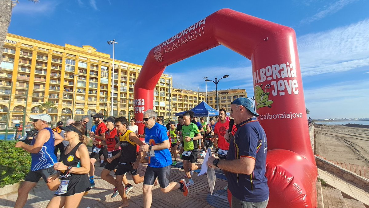 ayto_alboraya's tweet photo. 🏁 Ja està en marxa la 7k Port Saplaya @RotaryES 🏃‍♂️🏃‍♀️ https://t.co/QU9DYnpRH7