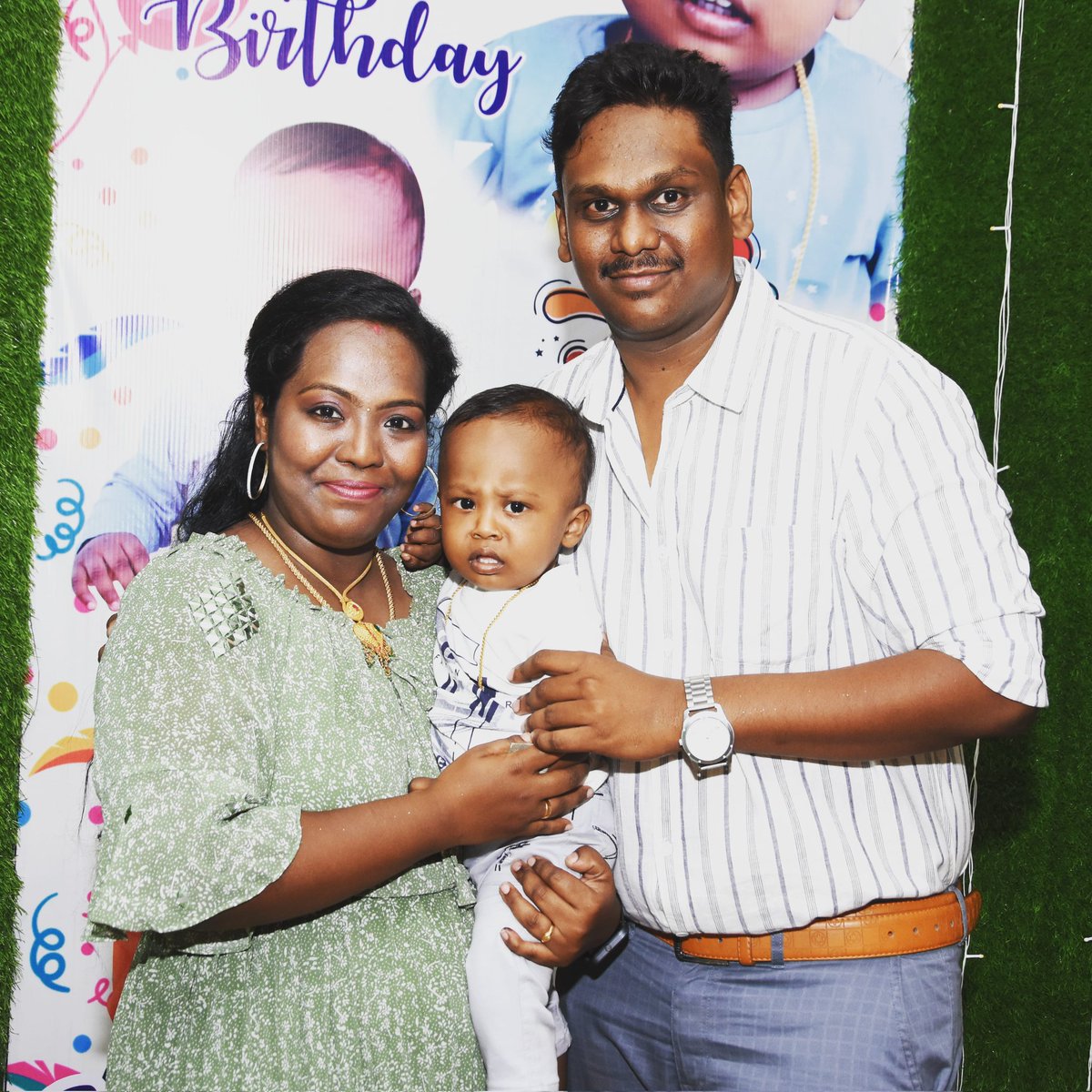 Pravin7456Kumar's tweet photo. Family #dadson https://t.co/cj1Jz7ggl5