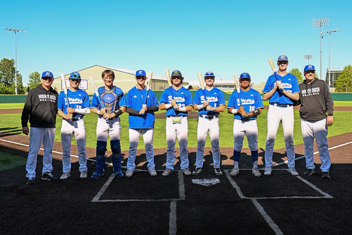 DillardJennifer's tweet photo. SENIOR night was the BEST night with our Mountie Baseball family!! We love you and are so proud of you #7!!!😍#oopsididitagain🤭 #mountiesbaseball #senioryear2023 https://t.co/M0rnJJ88mD