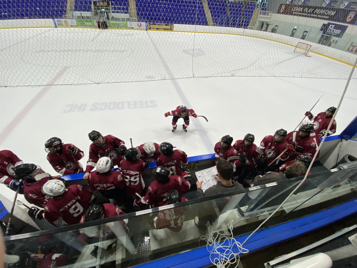 EIHAShowcase23's tweet photo. Game 1 victory for Team Bowns u15s as they edged a enthralling game 6-5.  

The first 3 on 3 overtime ended goalless so no extra point, but lots of great play. 

#Showcase23 https://t.co/e9N5b5fcpv