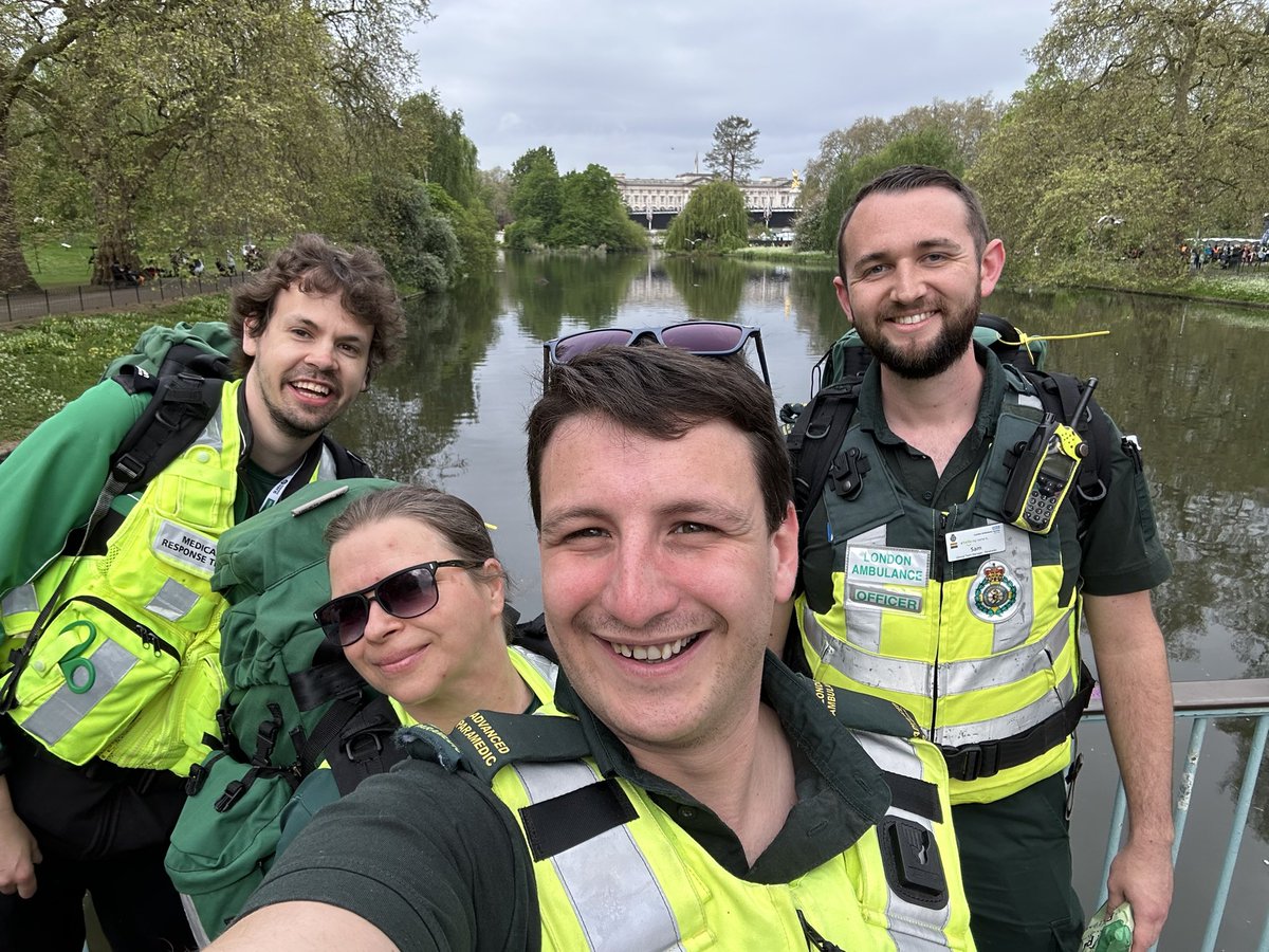 XR16 Covering the #Coronation with <a href="/stjohnambulance/">St John Ambulance England</a>. Have a great day everyone!! ST