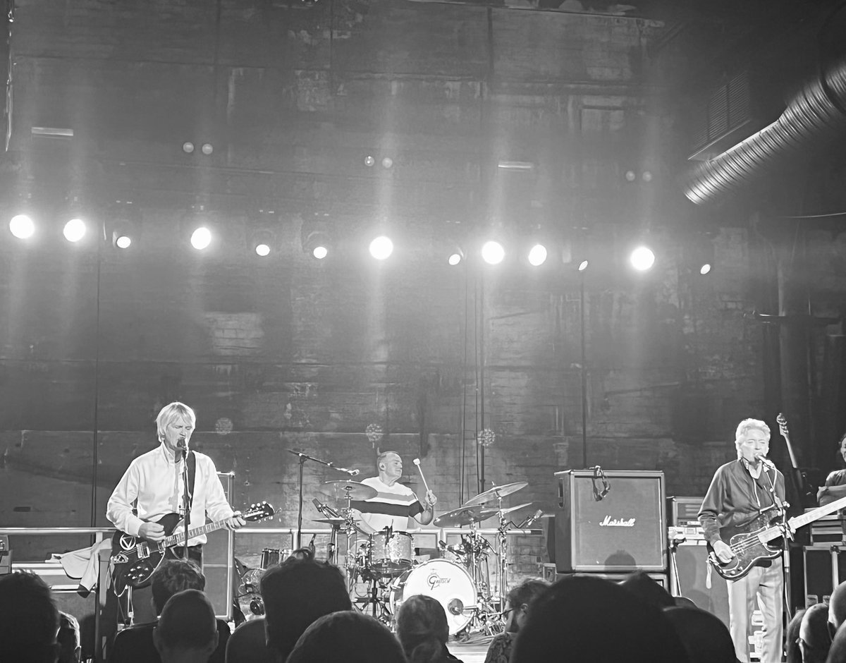 marka999's tweet photo. great energy & an excellent setlist from @FromtheJam1 at The Boiler Shop last night . . . .
Beat Surrender
40th Anniversary Tour
#GigListMA2023
#gig9
โก๏ธ๐ถ๐ธ๐ถโก๏ธ https://t.co/SklLJlGE1n