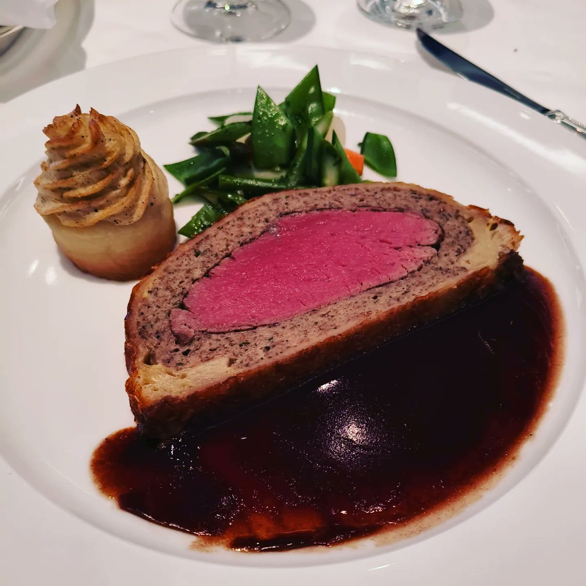 Robbie White (@robbie_white_1) on Twitter photo Extremely grateful to be invited on the preview sailing of <a href="/OceaniaCruises/">Oceania Cruises</a>' brand new #Vista. Beautiful ship, lovely staff and we got to consistently sample 'The Finest Cuisine at Sea' - which was incredible. #OceaniaCruises #OceaniaVista #Cruise #Touchdown Extremely grateful to be invited on the preview sailing of <a href="/OceaniaCruises/">Oceania Cruises</a>' brand new #Vista. Beautiful ship, lovely staff and we got to consistently sample 'The Finest Cuisine at Sea' - which was incredible. #OceaniaCruises #OceaniaVista #Cruise #Touchdown