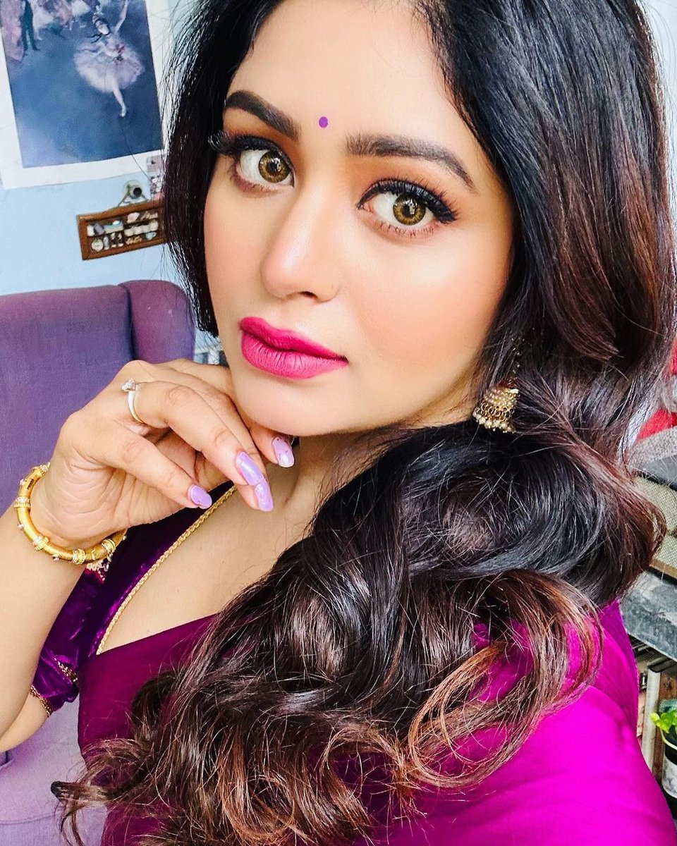 Calcutta_Times's tweet photo. On Saturdays, we wear pink!
@ritabharipc
#ritabharichakraborty #ritabhari #ootd #pinksari #sari #indianfashion #ritabharifans #tollywood #tollywoodnews #ritabharifans #tollywood https://t.co/aol0Z276nX