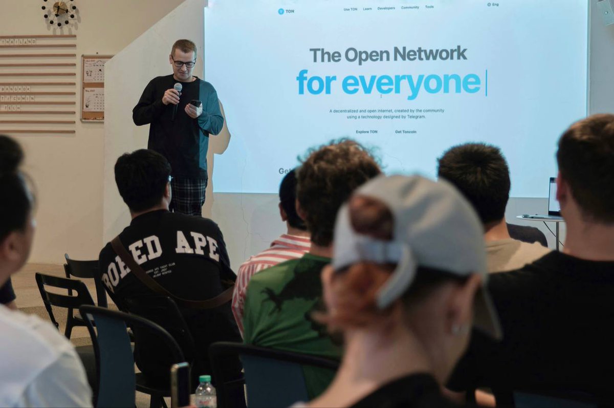 TONSSEA's tweet photo. And some pictures from our meeting!📸

A fun-filled evening of learning and making new connections.
One more time thank you everyone and see you soon!🚀

#TON #web3 #crypto @ton_blockchain https://t.co/rhLzJ6tccK