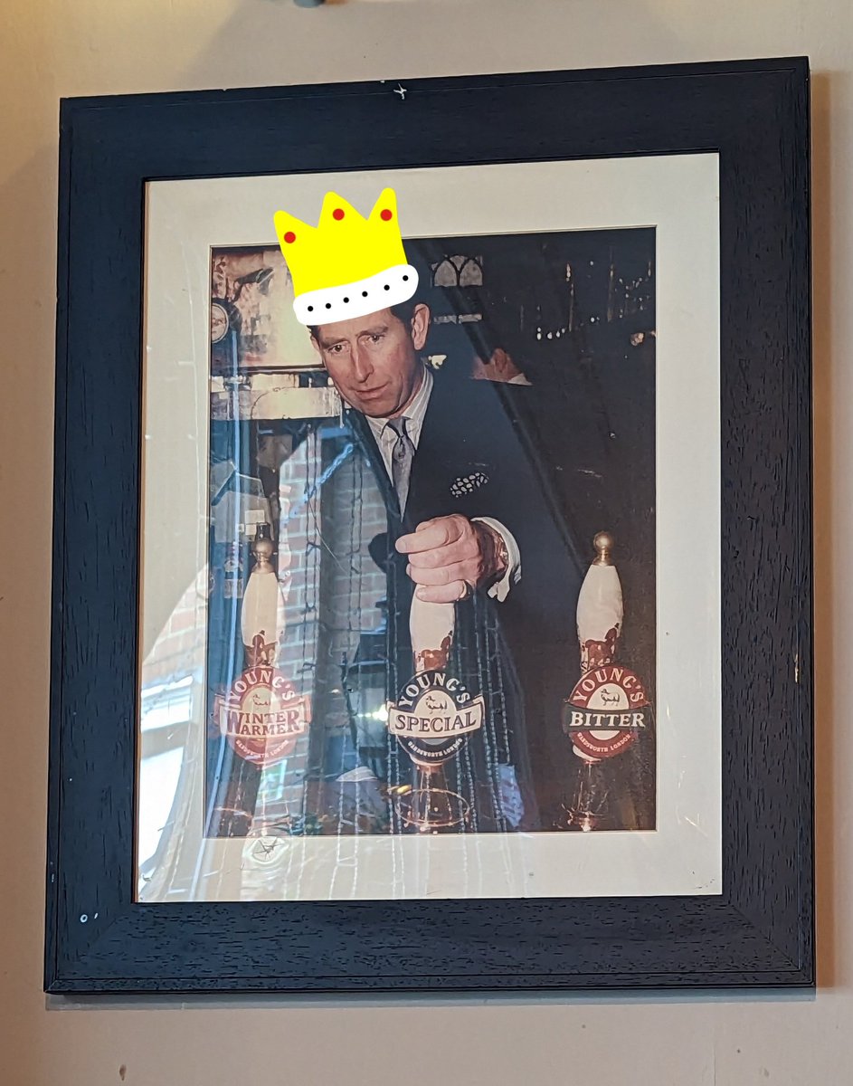 muckypup's tweet photo. In the pub for the #corrynash. Can't believe they haven't crowned ol' Charlie boy, so I've done it for them. https://t.co/EoMONwsj2M