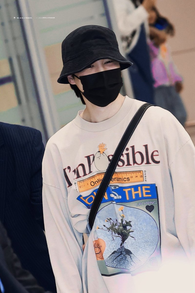 blacknwhite_km's tweet photo. 230506 ICN HD

#지민 #JIMIN #방탄소년단 #BTS @BTS_twt https://t.co/I3WELkBCrg