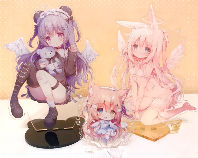 コミ1のアクスタ実物です!(真ん中のSDこまこちゃんのみ新刊セット限定)どれもいい感じにできました 