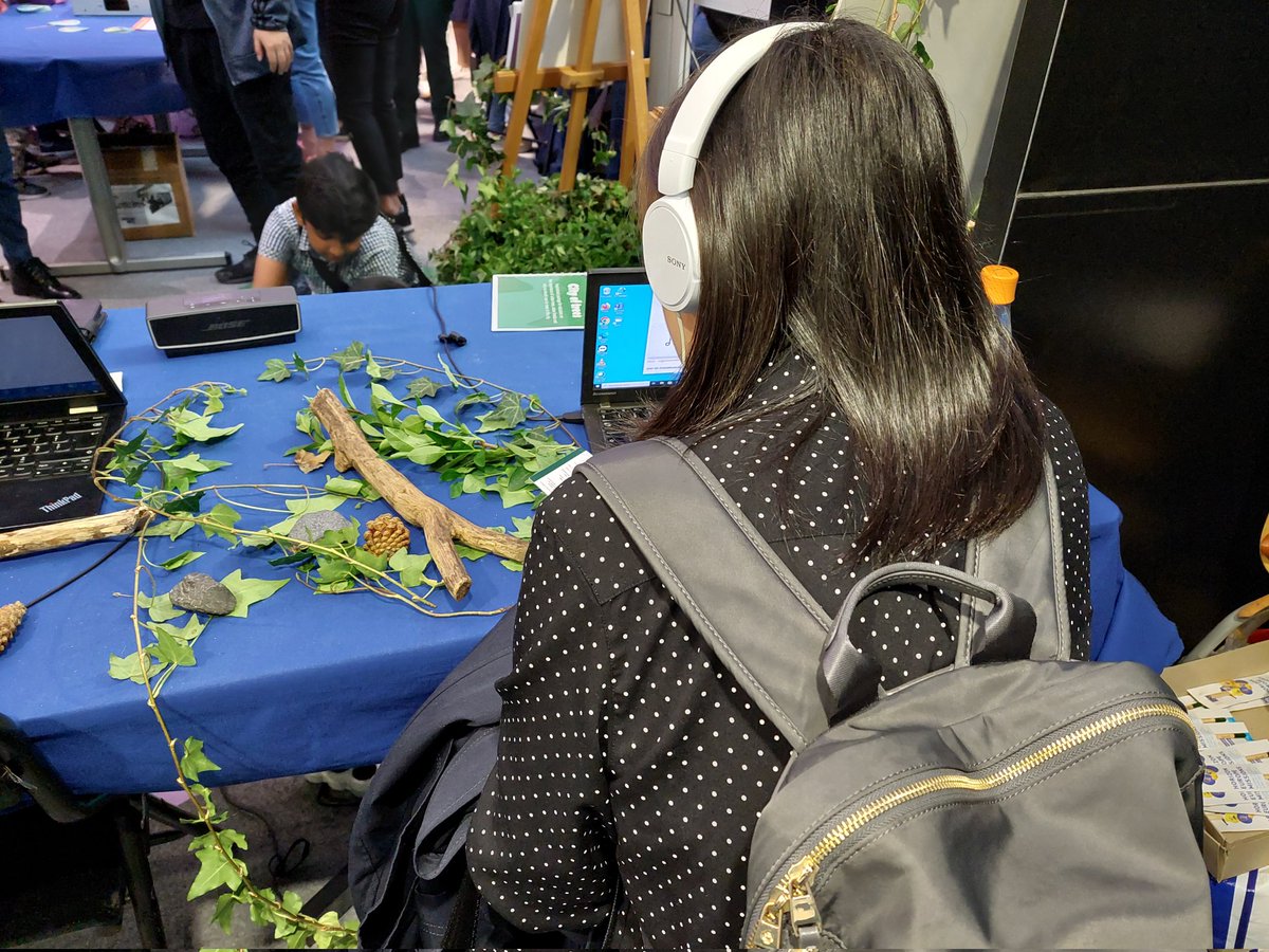 CLEARINGHOUSE_'s tweet photo. #EUOpenDays is thrilling.
The #urbanforest comes to the rescue at our stand.
We offer you a relaxing forest experience, brought to you by @BOS_plus, @europeanforest and @EUgreenresearch. https://t.co/kTFBvBAzxj