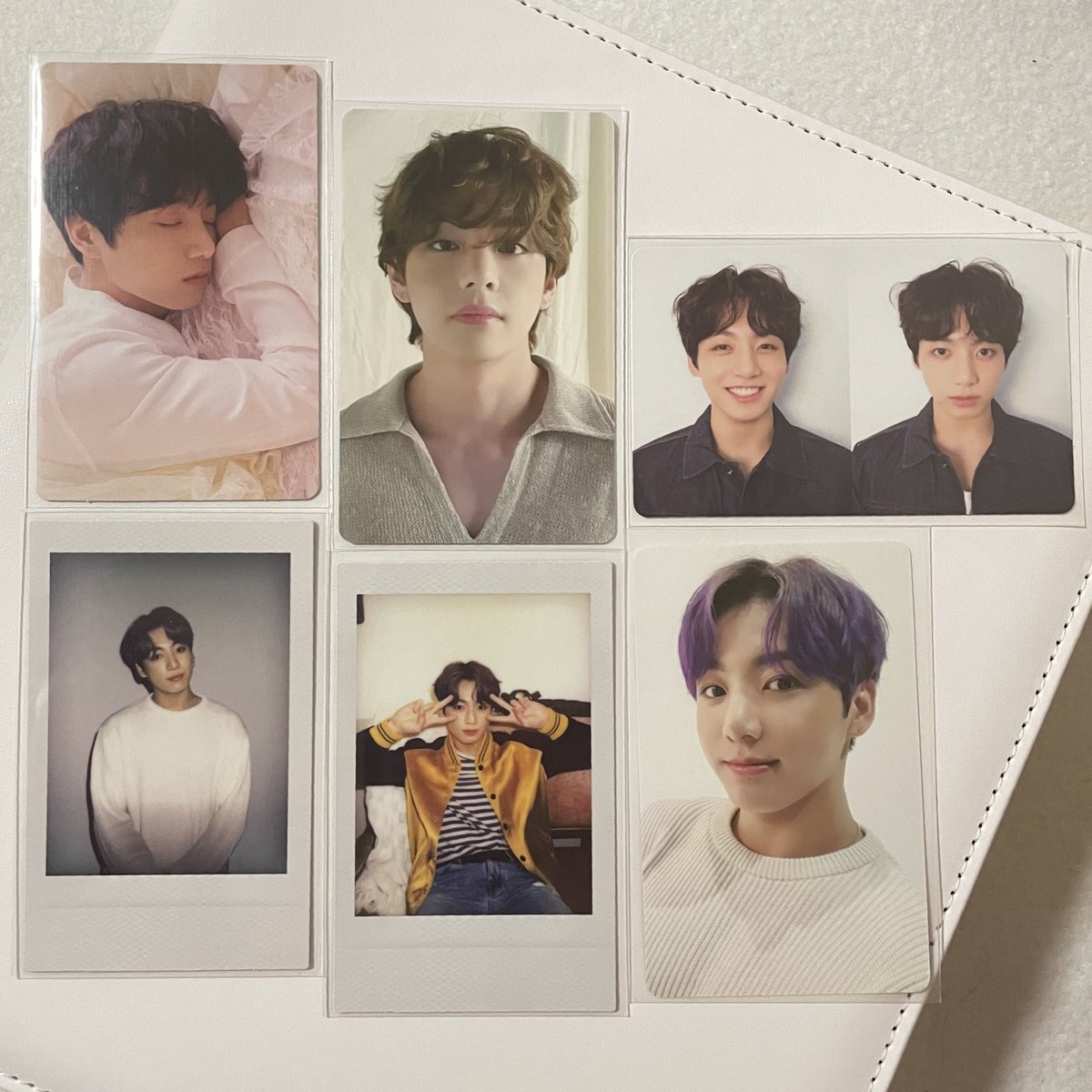 vantekooscart's tweet image. ☁️ #vantekoocollects  ˶ᵔ ᵕ ᵔ˶ 

💌 hii @minielocket taekook arrived safely!! thank you sm for the smooth transaction and for the super cute freebies 🫶🏼 tysm also to @wintaebread for this budol HAHAHAHA 

#locketproofs