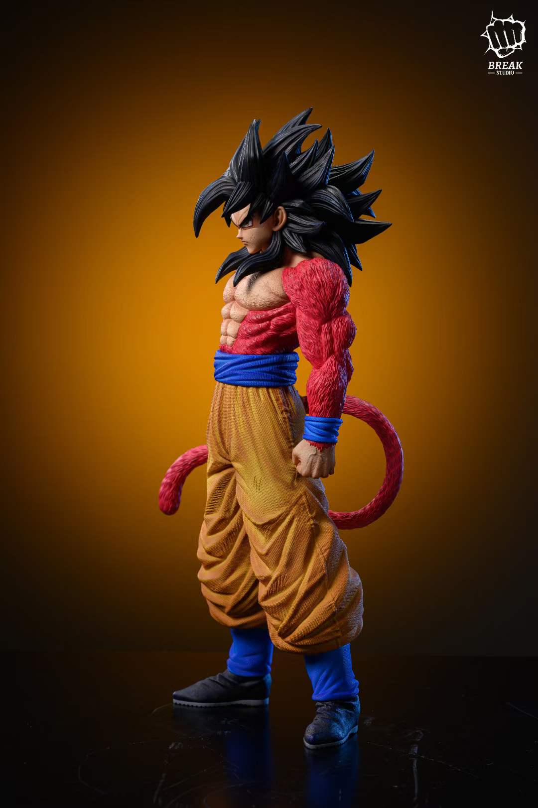 Goku Super Saiyan 4 📌