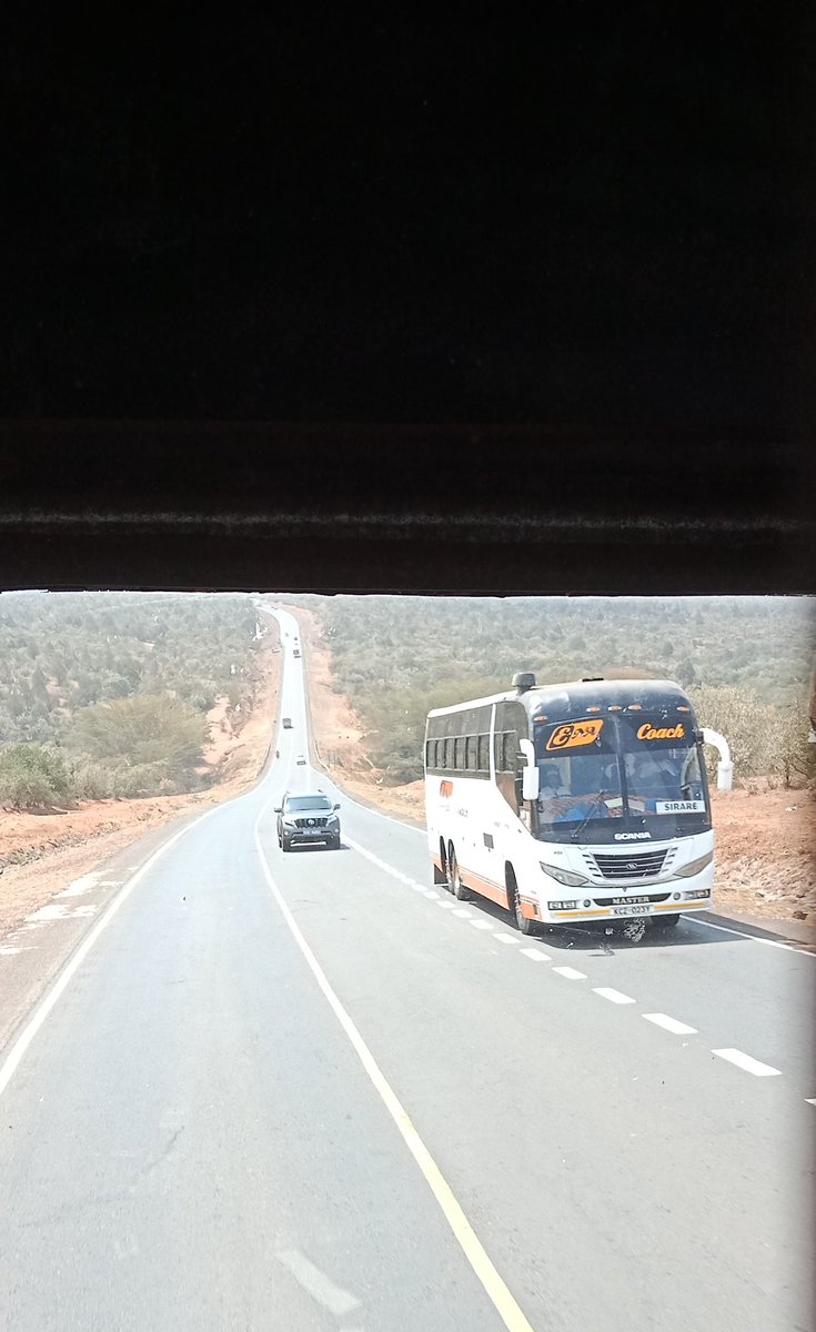 b_ryan_m's tweet photo. Kisii people traveling home to check their Green card lottery results this weekend 😀.

#MasculinitySaturday 
#enacoach 
#Coronation https://t.co/DVwwhLPIHw