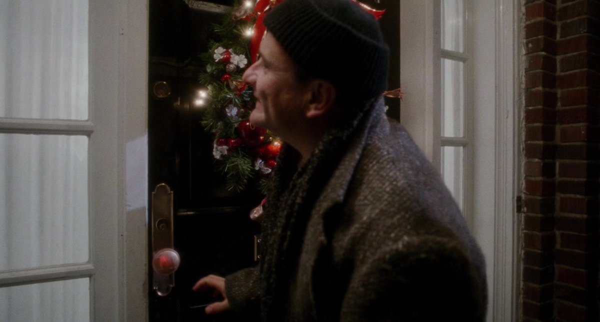 HomeAloneFrames's tweet photo. Home Alone by John Hughes - frames 115741 to 115744 of 148019.
#homealone #homealoneframes https://t.co/PgqmXmBbJa