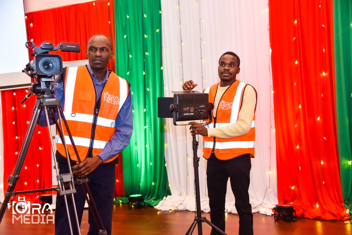 Jumahdor's tweet photo. Looking for a reliable production company to handle your film & video projects? Look no more Oramedia! We're proud to be one of the few companies in Kenya with a KFCB
Filming License
Contact 0720660600 or email oramedia@oracom.co.ke #PhotographyWithOramedia
#SaveTheRoanRun Aoko https://t.co/Jg0VmhzVRY