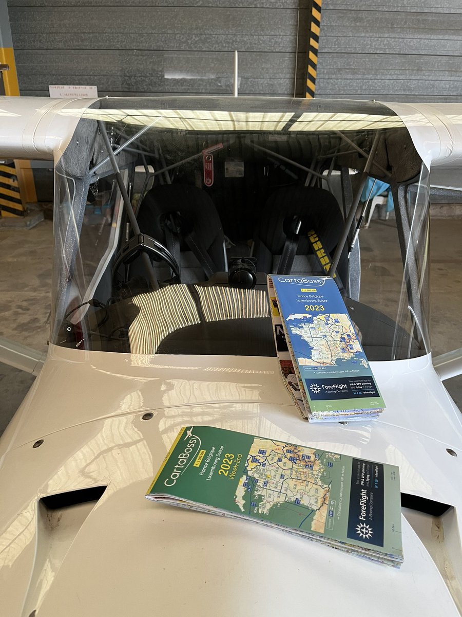 Première sortie avec la CartaBossy 2023 🤗🤗

Les falaises de Cassis, toujours aussi majestueuses et d’un ocre magnifique au couché du soleil!

CartaBossy.com