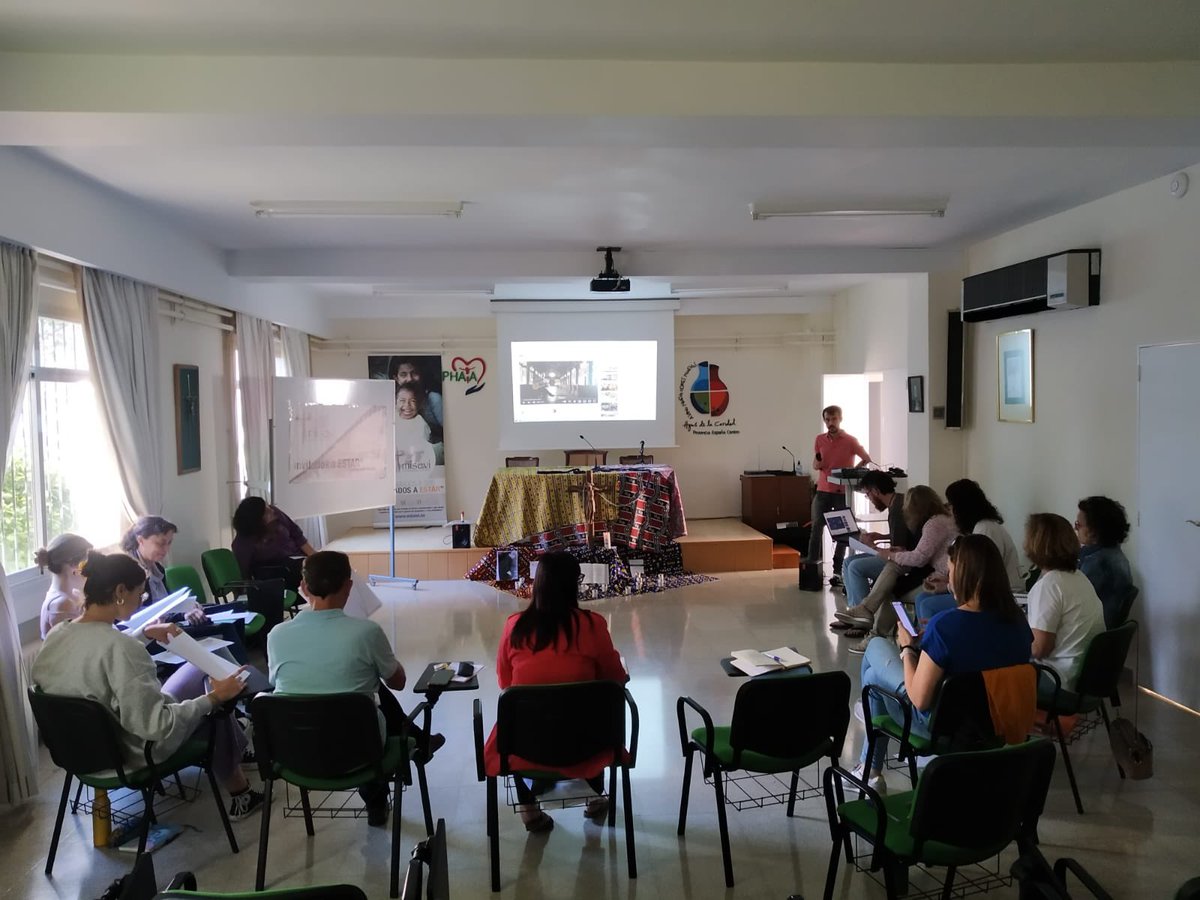 misevi_es's tweet photo. Comenzamos con ilusión y con ganas de trabajo nuestra asamblea anual en Madrid con el lema "Nuestra Misión a-hora".
#misevi https://t.co/zWt3M0v2U2