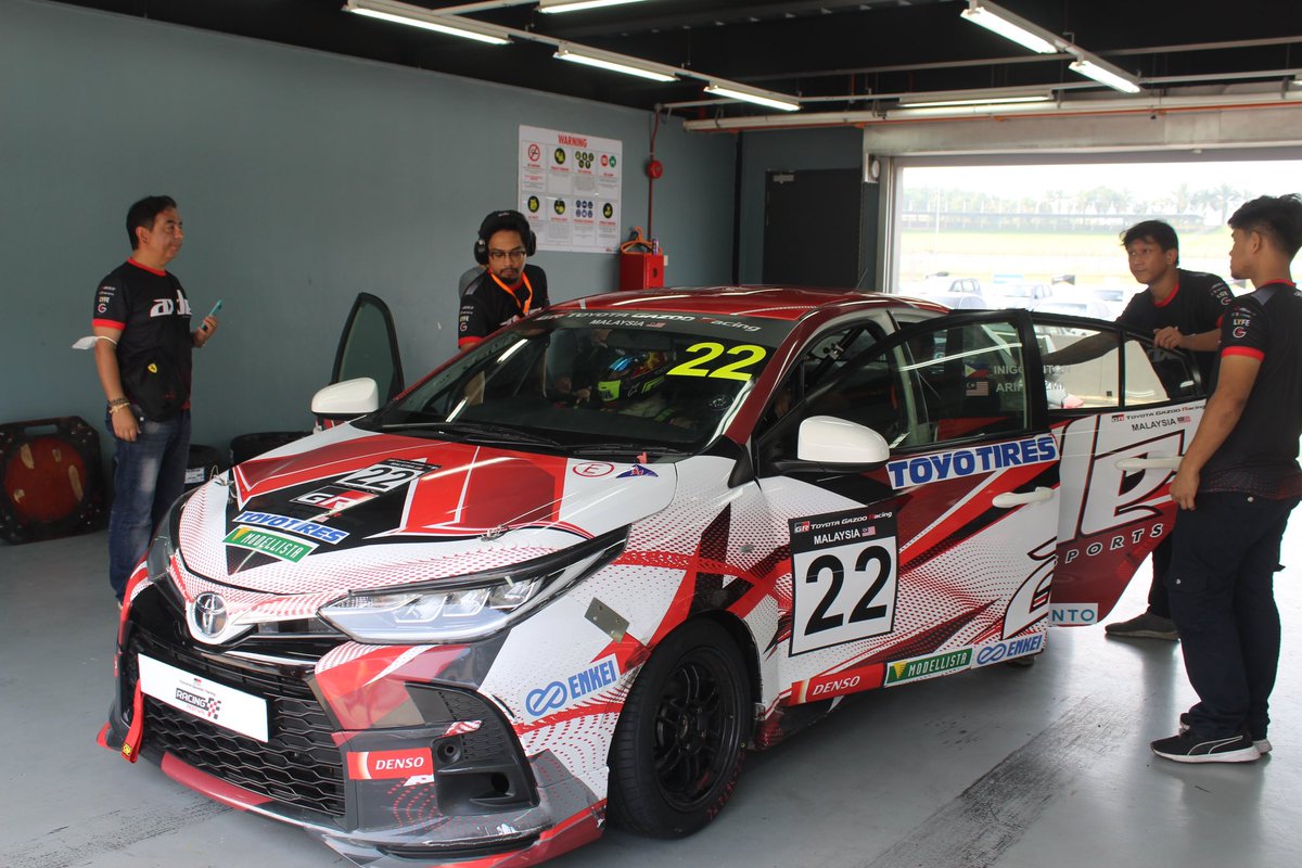 GR VIOS SPRINT CUP 2023: After two stellar qualifying rounds, we’ve secured 3 spots in the top 10, including P1 and P3, to start Race 1.

P1 1️⃣7️⃣ Naquib Azlan &amp; Nabil Azlan
P3 2️⃣2️⃣ Inigo Anton &amp; Ariff Azmi
P7 8️⃣1️⃣ Hayden Haikal &amp; Timothy Yeo
P19 2️⃣1️⃣ Boy Wong &amp; Dannies Ng