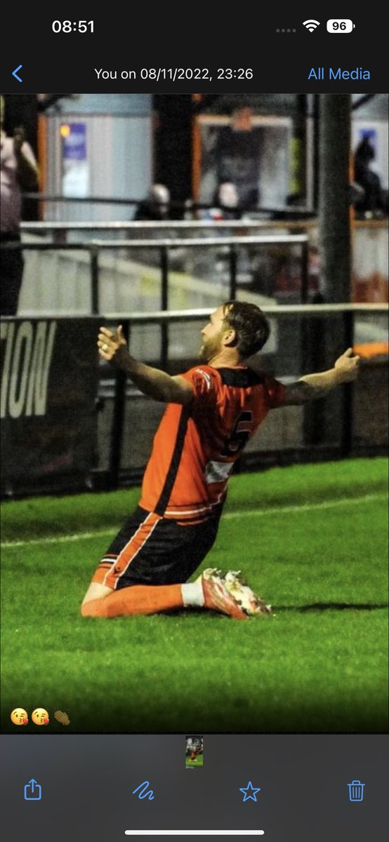 pearce006's tweet photo. So the time has finally come for me retire from the game that has brought so much joy to my life. Thank you to all my team mates past and present. 20 season have come and gone, 750 plus games and it’s time to give the body a rest. Thanks again to everyone. #IMeanItThisTime https://t.co/XBQExJIGEB