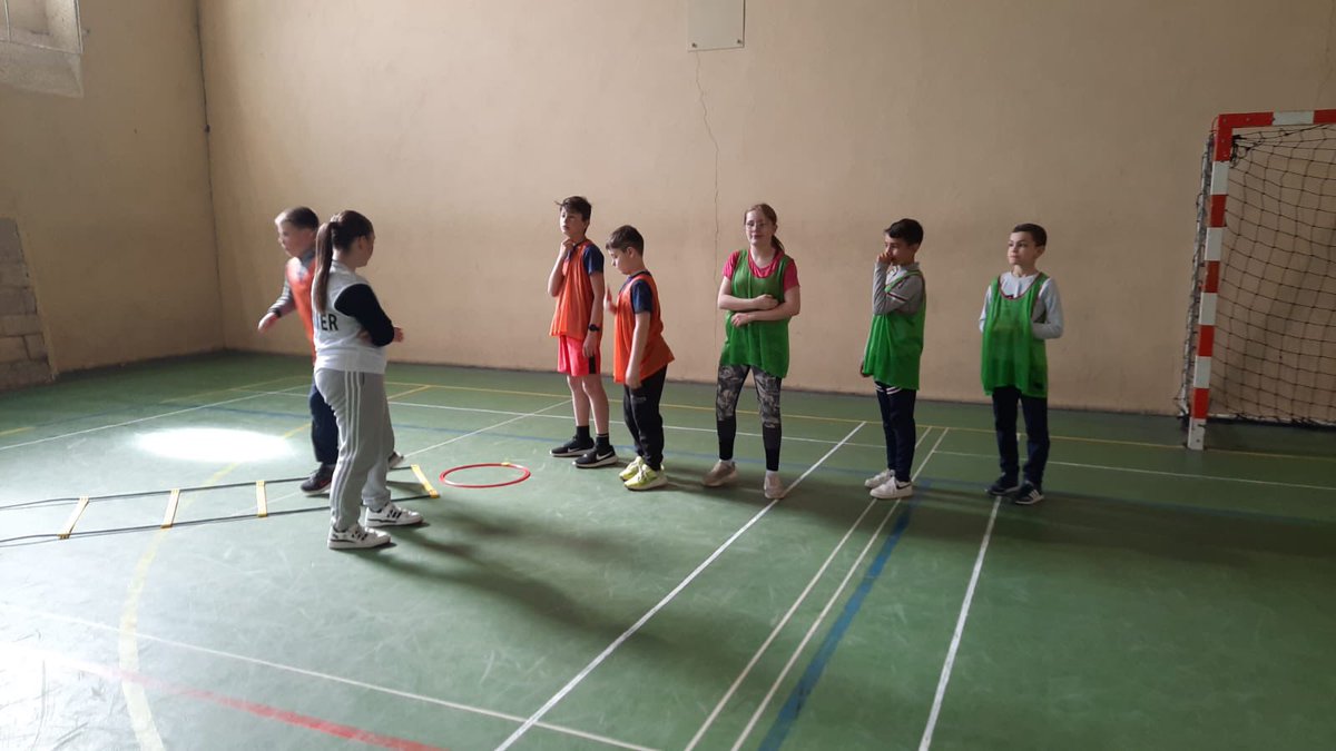 AlainFournier55's tweet image. Retour sur la semaine olympique organisée au lycée du 2 au 5 mai. Chaque jour une manifestation à destination de nos élèves, ainsi qu’un accueil de jeune CM. #profEPS valorisation option sport 🏀 @DSDEN55 @LaurentHoppe