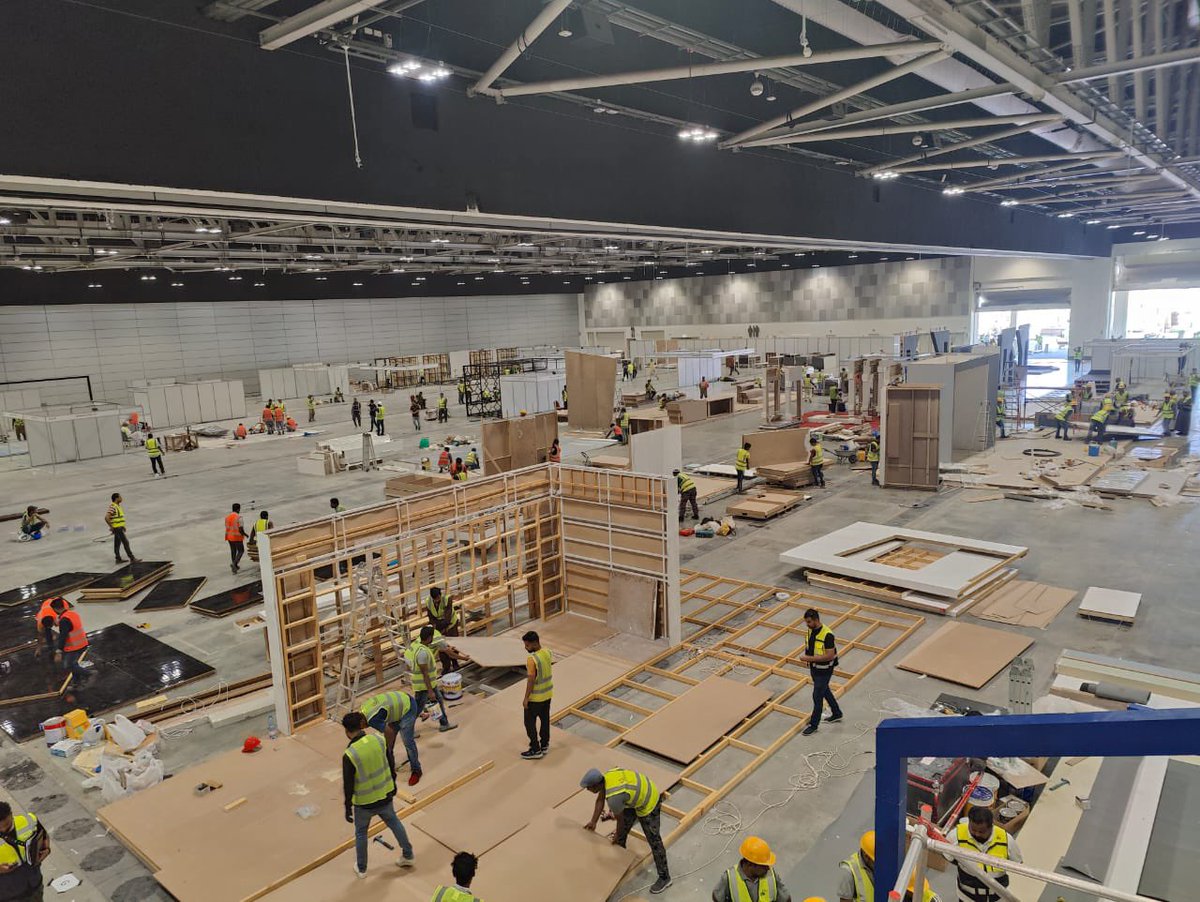 AlNimrOman's tweet photo. Full fledged preparations of the first set up day of #IDF_OMAN 2023 have started today on 6th May at Oman convention & exhibition centre. Registration to visit is free ; visit our website for more information
#IDF_OMAN #setupday #interiordesign #furnishing #omanexpo https://t.co/mrz4FzROKf