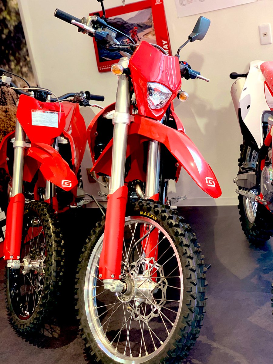 ktm_kashiwa's tweet photo. 2023年モデル
EC350F
当店在庫ございます!!
車輌詳細▶️
https://t.co/ruLTsbw5Oz
#大型駐車場完備 #GASGASで始めよう #GASGAS #GASGASJP #get_on_the_gas #GASGAS柏 #EC350F https://t.co/30D0As6R02
