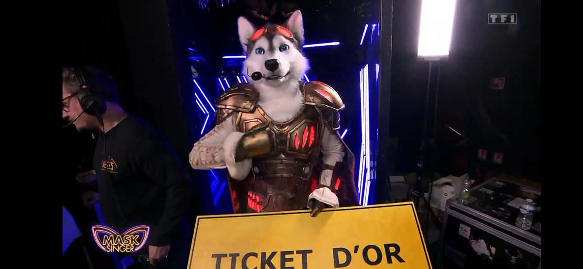 Val26Valrie's tweet photo. @vincentniclo Trop contente pour toi mon beau Husky tu as eu le #TicketdOr l'aventure continue pour toi le public t'aime ❤ Whaou je suis ravie ☺☺ Hâte de voir la suite 😉 @MaskSinger_TF1 https://t.co/quEYfarO4y