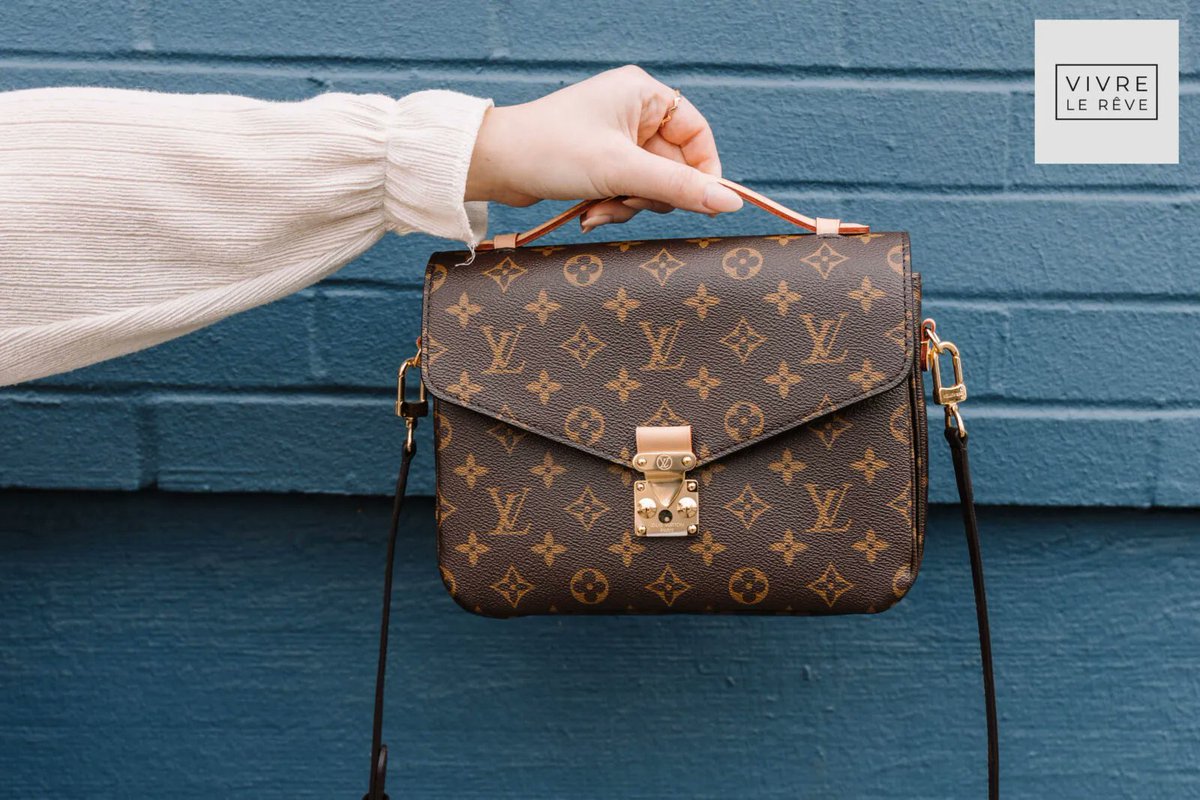 HeySugarpaw's tweet photo. New Post: How To Choose Your First Louis Vuitton Bag To Buy https://t.co/IZuZhgVKcR https://t.co/3XuS0JIi2q