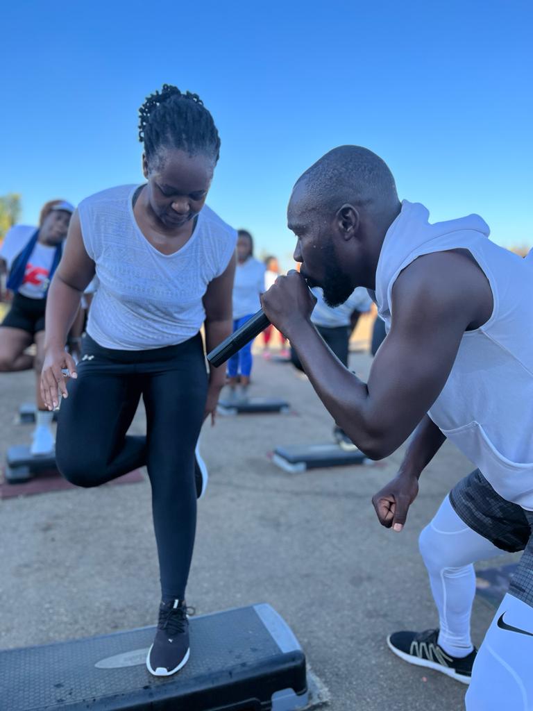 CelofitnessZ's tweet photo. Thank you for being part of the White Party Super Step Aerobic session this morning. Only the determined will achieve their 2023 body goals. Join us today.
@OldMutualZW @FMH_Health
#WhiteParty
#JoinCFToday
#2023BodyGoals https://t.co/YixWbQrX9z