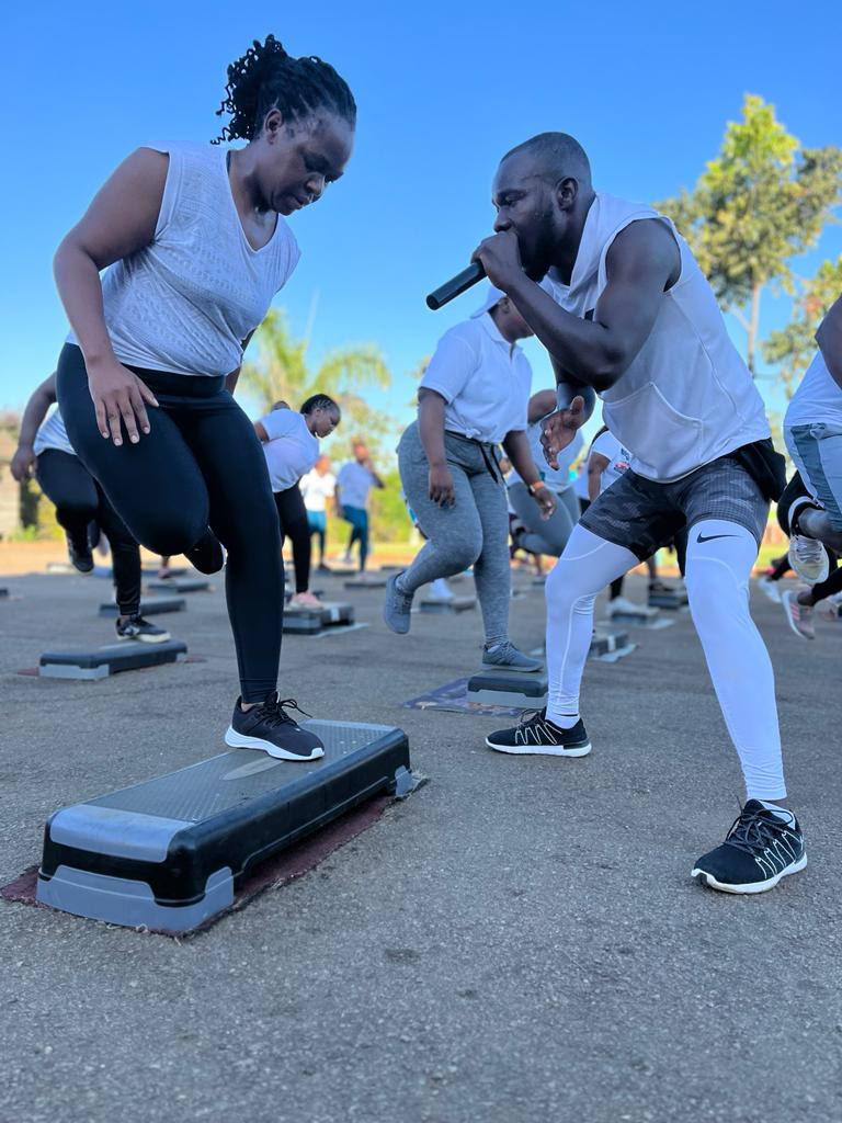 CelofitnessZ's tweet photo. Thank you for being part of the White Party Super Step Aerobic session this morning. Only the determined will achieve their 2023 body goals. Join us today.
@OldMutualZW @FMH_Health
#WhiteParty
#JoinCFToday
#2023BodyGoals https://t.co/YixWbQrX9z