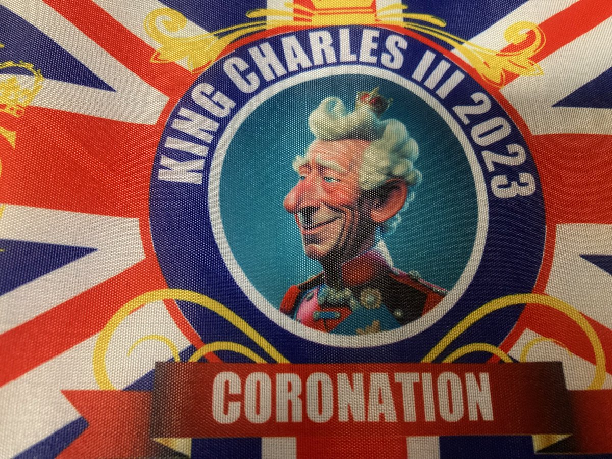 AbiYusuff2's tweet photo. The Long Awaited day is finally here 👑👑👑👑👑👑🍾🍾🍾🍾🍾....................... https://t.co/yobGj64p5i