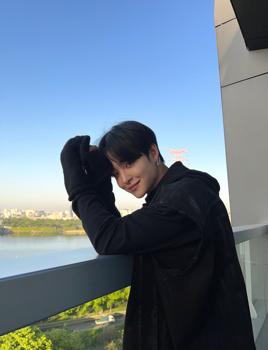 periang's tweet photo. Mau kemana sih yank?!
#TMSD
#TreasureMakerSelcaDay
#TREASURE #JIHOON
#HELLOeverywhere
@treasuremembers https://t.co/lm16VEfkNL