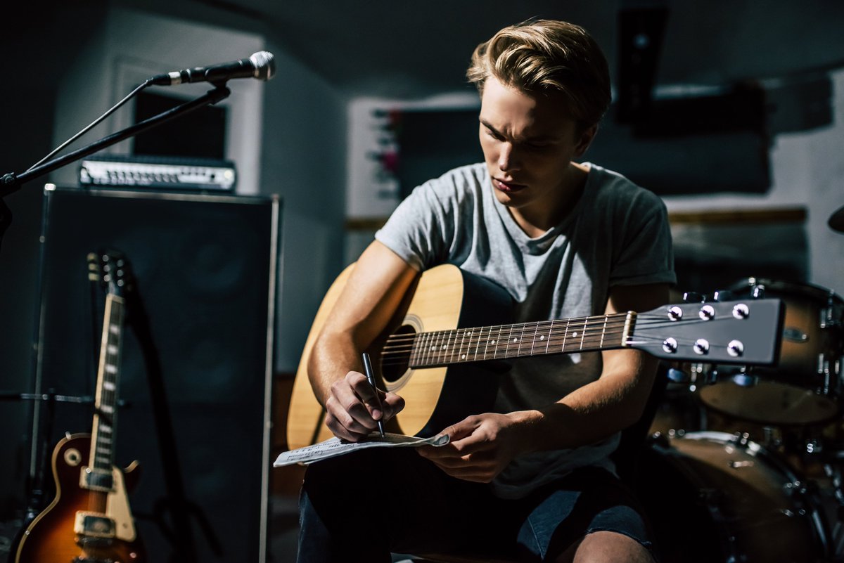 JasonGoopy's tweet photo. I am seeking a Research Assistant for a project investigating “The role of trauma-informed community music education in supporting the mental health and wellbeing of children and young people.” Please contact me directly for further information. #musiceducation #wellbeing #trauma https://t.co/AlmaEYIuLN