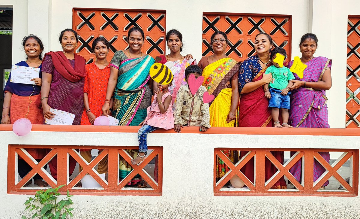 InfiniteLowe's tweet photo. We are the team of women who process your orders, when you place one at https://t.co/DZjjHIPwvz 
These women work their magic on fabric to create the totes and pouches. We are on a slump with orders. Twitter do your thing? Help us find new hands to put a sura product in? https://t.co/V1kxri9ZSe