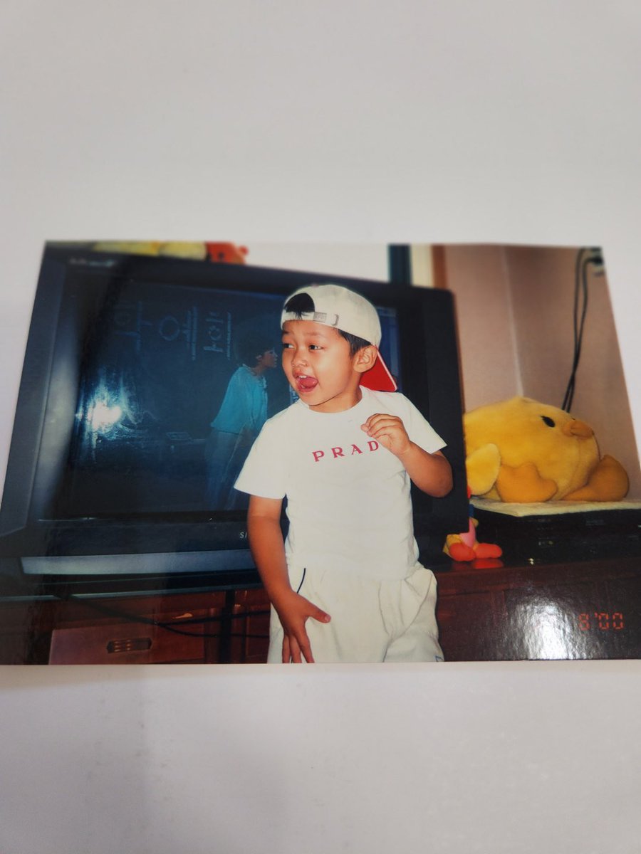 MBCMusicCore's tweet photo. 💛이민호 어린이💛

#StrayKids #리노 @Stray_Kids https://t.co/I8pp0677jY