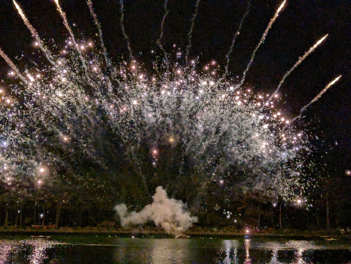 RMridersのNFT購入で知った長野県飯島町の花火大会に行ってきました。好きなイラストのNFT購入も良いですが、こういった地域のためにNFTが役立つのはとても素晴らしいです。#RMriders