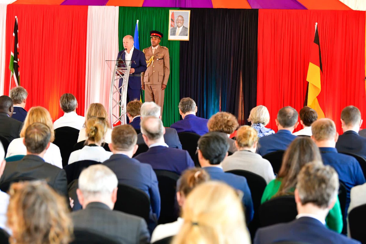 jmwaluma1's tweet photo. Today, the German and Kenya governments launches the uprating of iconic 280 MW geothermal project, whose current maximum output is 300 MW. The uprating will increase capacity of Olkaria I AU 4,5 and Olkaria IV power plants from 300MW to 340MW.

#GermanyInOlkaria 
#GreenEnergyKE https://t.co/dBYejfZ9RE