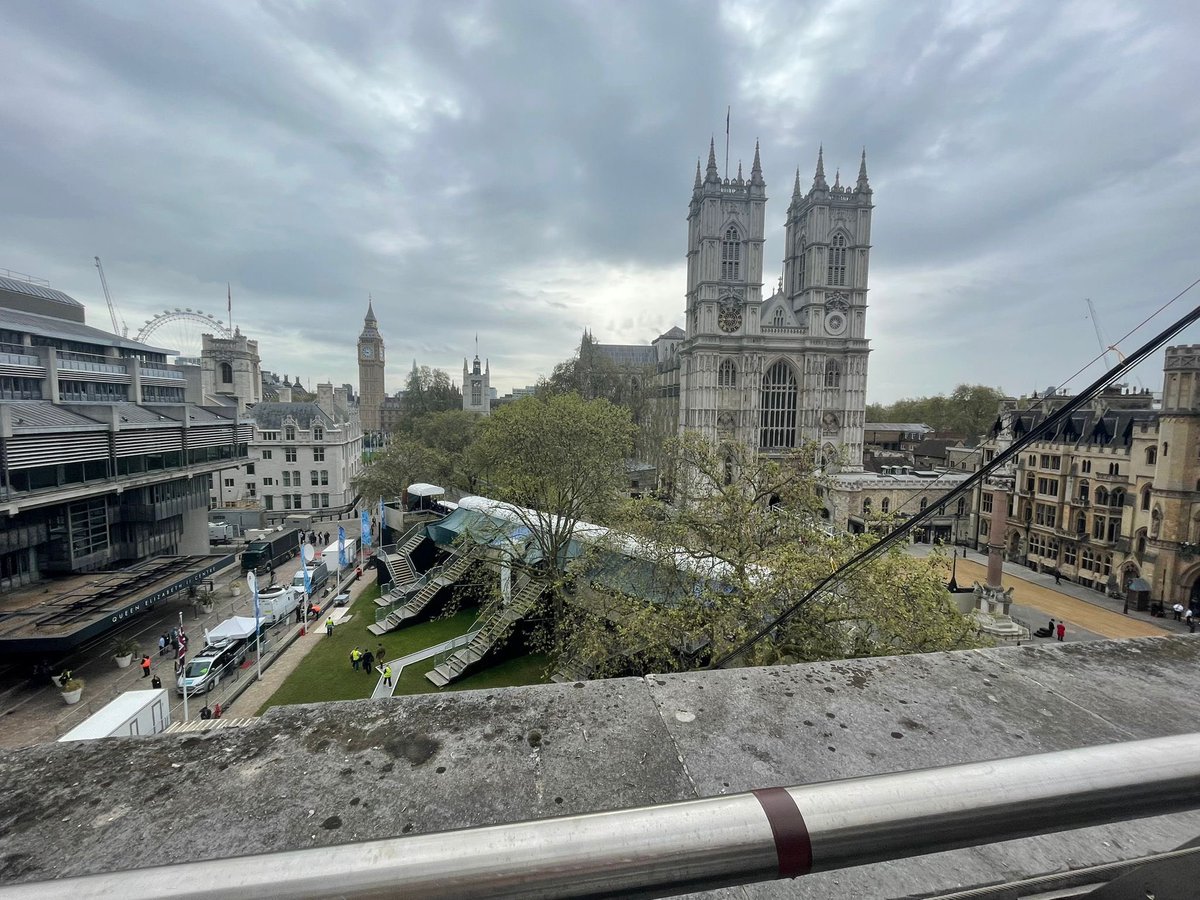 DeaconAliMc1's tweet photo. Called to serve… deacons and kings. Sums up my week at Diaconal
Convocation and the events today in Westminster. https://t.co/zrdyWTltzp