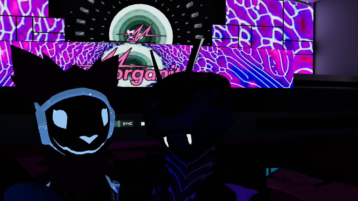 DDraconico's tweet photo. Primeiro dia já foi incrível, vamos ver no próximo que vai ser melhor ainda, LET"S GOO #virtualfurmix .
(Thank so much for the set @morganiteproto ,it was amazing!) https://t.co/mCGWdlZJRT