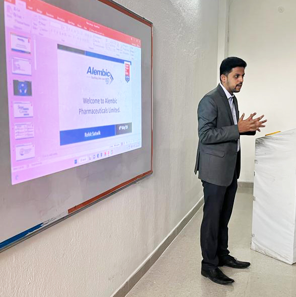 JhRaiUniv's tweet photo. Ongoing Pool Campus Drive of @Alembic_Pharma organized by the Department of Pharmaceutical Sciences, Jharkhand Rai University, Ranchi.
#Poolcampusdrive #AlembicPharmaceuticals
#Pharmacy #placement https://t.co/KPDQa7xYJl