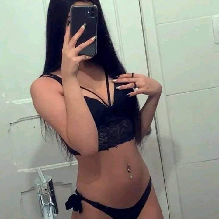 RabyaKulsoom's tweet photo. Video cam show available DM DETAILS https://t.co/SDygonL3IB